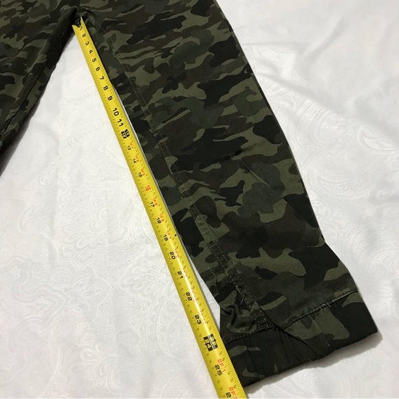 Levi’s | Camo Joggers Jeans For boys sz 16 - Picture 3 of 7